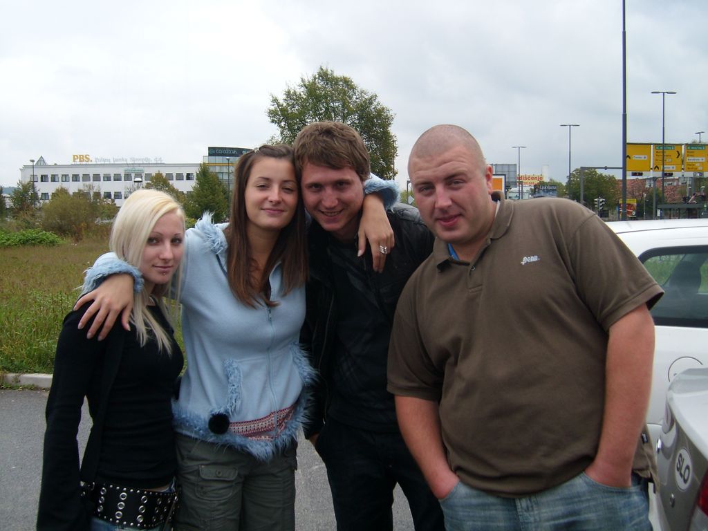 i/Kranj/Absolvent08/01-PotTja/absolvent 1002.jpg